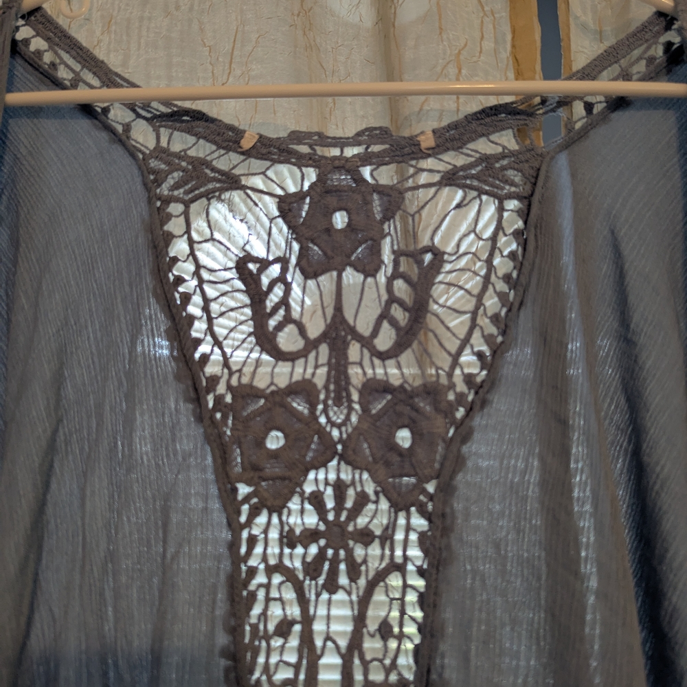 Blue and White Wrap with Intricate Lace - Picture 2 of 3